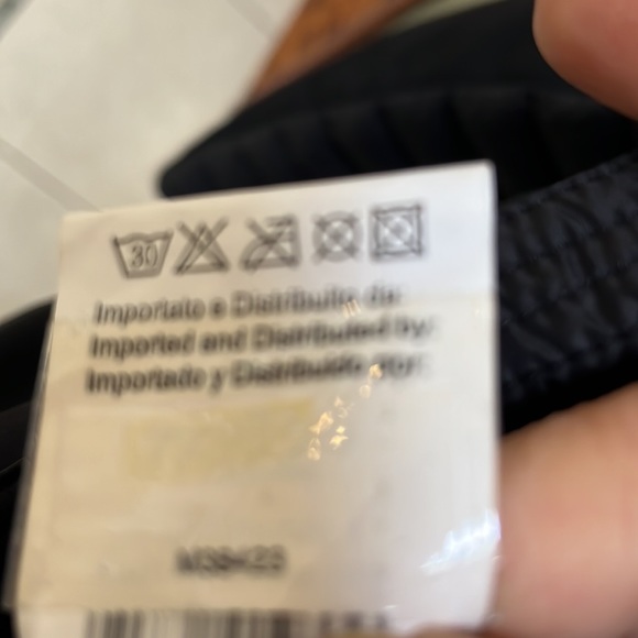 Trez luxury brand coat small below hip length, black, hooded , with yellow trim - Picture 5 of 6